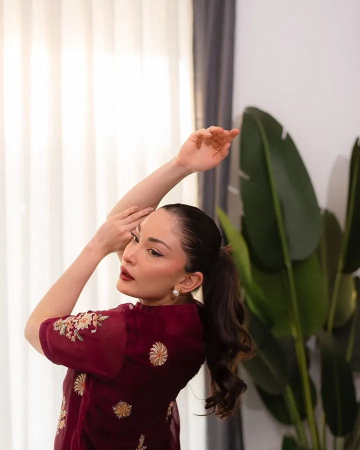 Mahogany Muse
