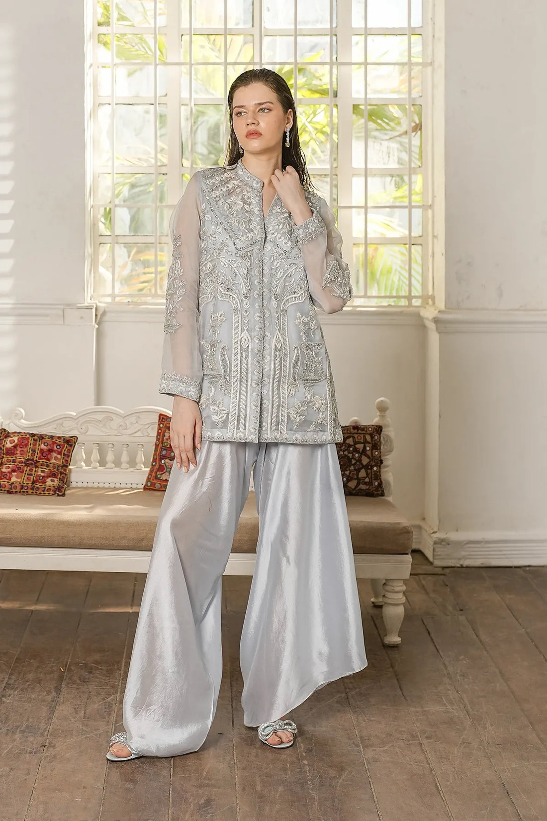 Frost Veil – Ice Blue Ensemble